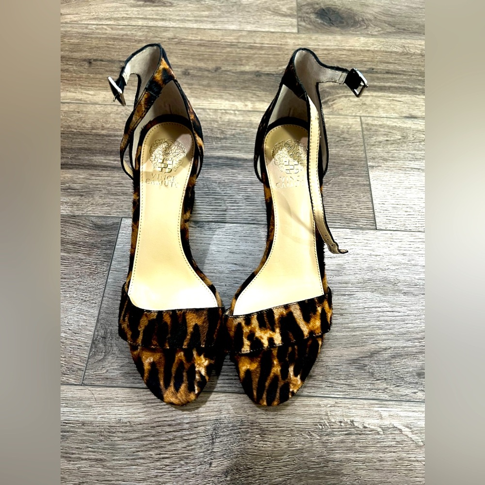 Vince Camuto platform leopard print heels